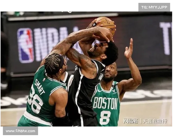 拜仁慕尼黑超级杯防守策略分析：从细节看团队协作与战术执行